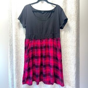 Torrid Black & Red Plaid Dress - Size 1 (1X)